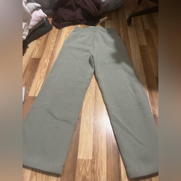 Pants - Casual Olive Green Pants